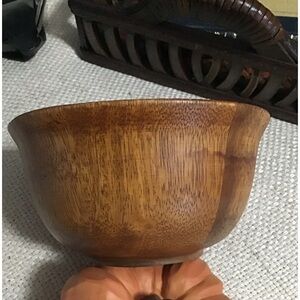 B.Smith wooden bowl.EUC
